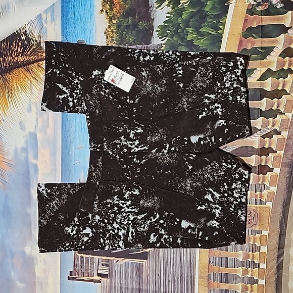 Open Edit Pleated Stretch Bootcut Pants Size Small NWT - Picture 3 of 7